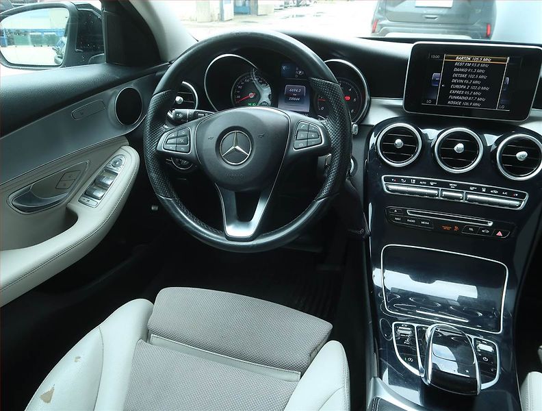 Mercedes-Benz Třídy C (2015) C 220 BlueTEC, Automat - fotka 7 z 15