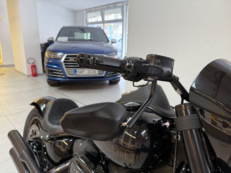 Harley-Davidson FXLRS Low Rider S (2020) - fotka 14 z 17