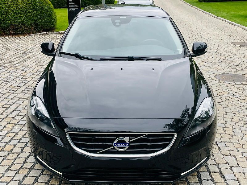 Volvo V40 2.0D3 5VÁLEC MANUÁL 1MAJITEL - fotka 5 z 41
