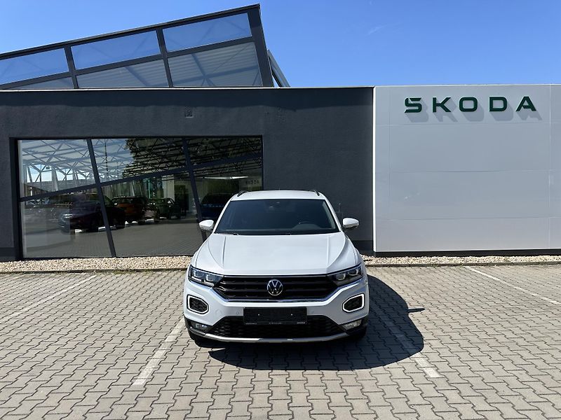 Volkswagen T-Roc 2.0 TDI DSG SPORT - fotka 2 z 23