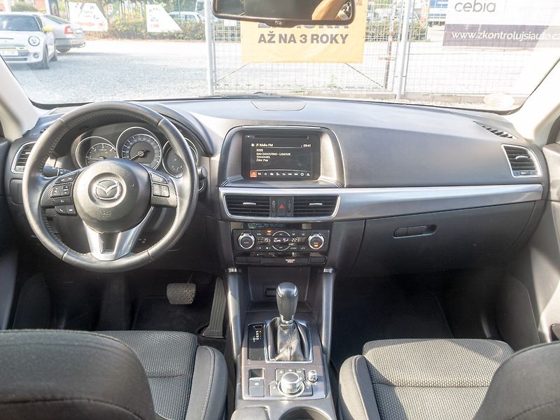 Mazda CX-5 (2016) 2.2D 110KW MAT - PERLEŤ - fotka 11 z 42