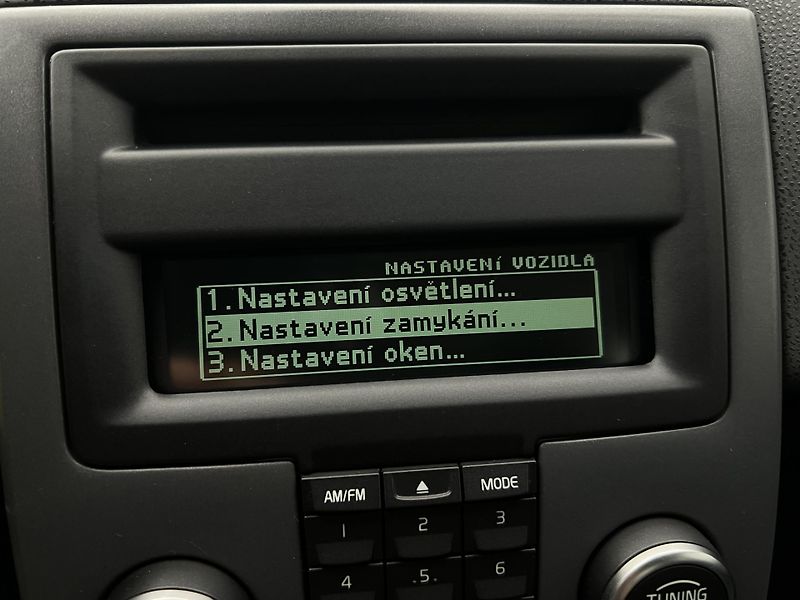 Volvo S40 CZ PARK. SENZORY - fotka 28 z 33