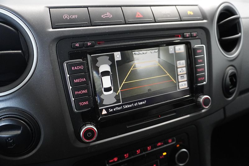 Volkswagen Amarok 2.0 TDi 4X4 AUTOMAT 5 MÍST - fotka 20 z 37