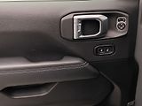 Jeep Wrangler UNLIMITED PHEV 4xE CZ 1.maj - náhled 31