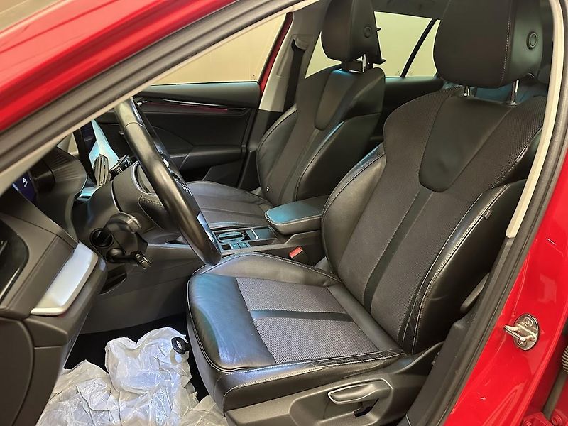 Škoda Octavia (2020) SW 2.0 TDi Ambition  - fotka 9 z 25