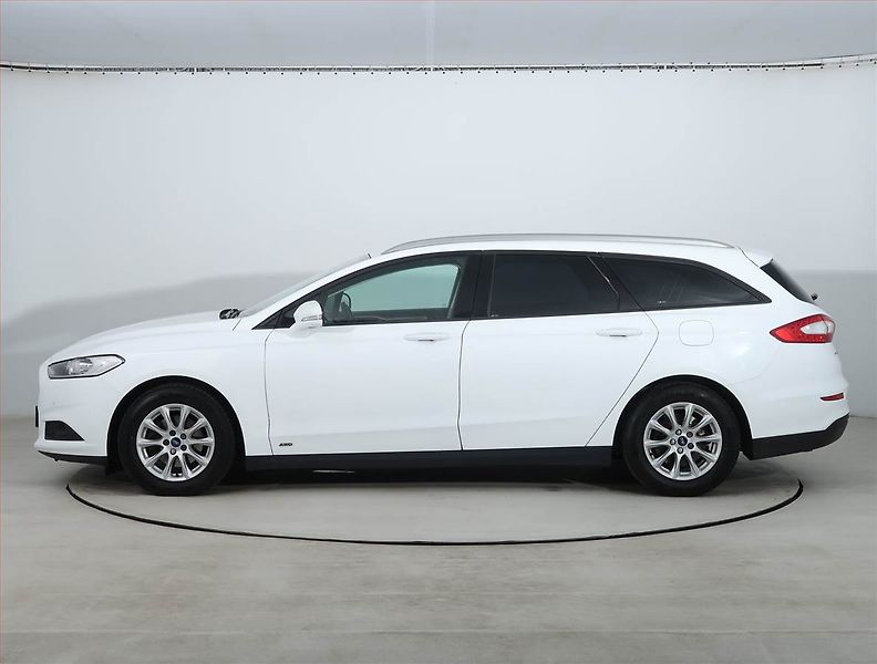 Ford Mondeo (2018) 2.0 TDCI, 4X4, Navi, Tempomat - fotka 3 z 20