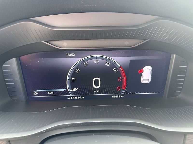 Škoda Kodiaq (2023) 2.0 TSI 4x4 DSG Style Plus - fotka 6 z 36