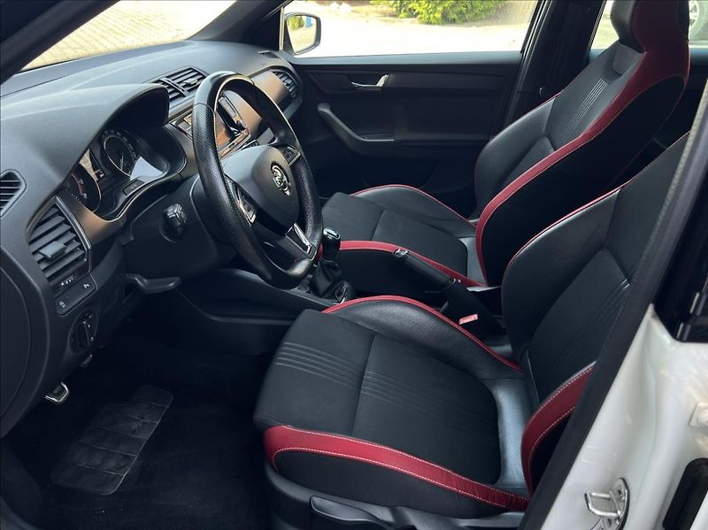 Škoda Fabia 1,0 MPi MONTE CARLO BC LED AC - fotka 12 z 35