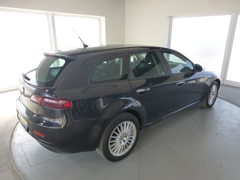 Alfa Romeo 159 (2007) 1,9JTD-110KW*VYHŘ.SED**XENONY* - fotka 5 z 25