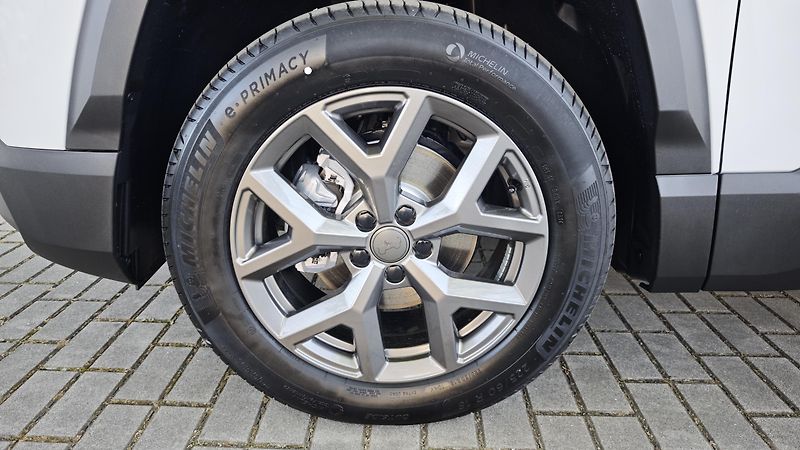 Jeep Compass (2026) Altitude hybrid 145PS automat  - fotka 12 z 40
