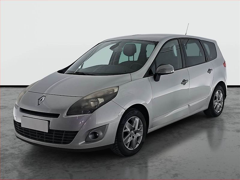 Renault Grand Scénic (2011) 1.6 16V, 7 míst, Park. senzory - fotka 2 z 20