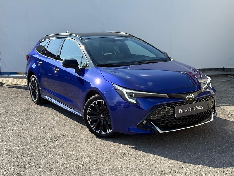 Toyota Corolla 1,8 GR sport, Hybrid - fotka 3 z 22
