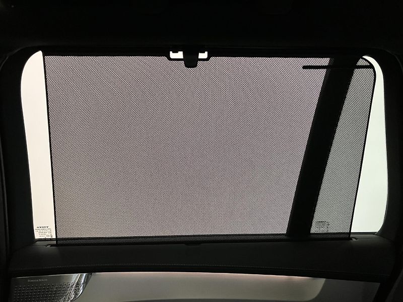 Volvo XC90 T8 eAWD Ultra BE - REZERVACE - fotka 17 z 43