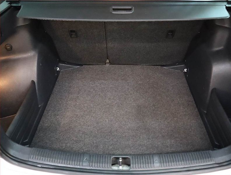 Škoda Fabia (2014) Ambition 1.6 TDI - fotka 14 z 17