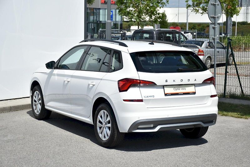Škoda Kamiq (2024) Fresh 1.0 TSI 81kW - fotka 11 z 32