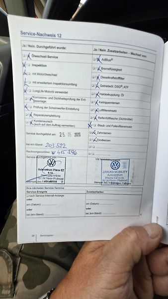 Volkswagen Golf 1.6TDI  DSG COMFORT 77KW - fotka 41 z 44