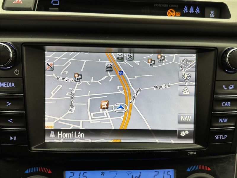 Toyota RAV4 2,5 114kW HYBRID LED KŮŽE 360° - fotka 23 z 45