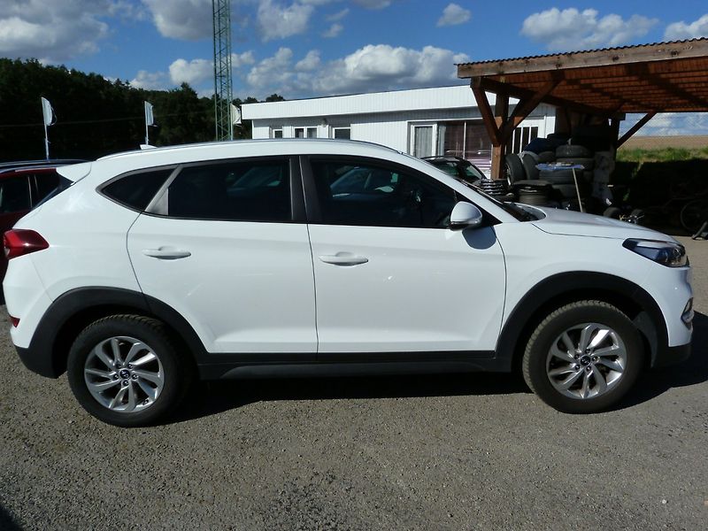 Hyundai Tucson 1.6 GDI Classic blue - fotka 4 z 26