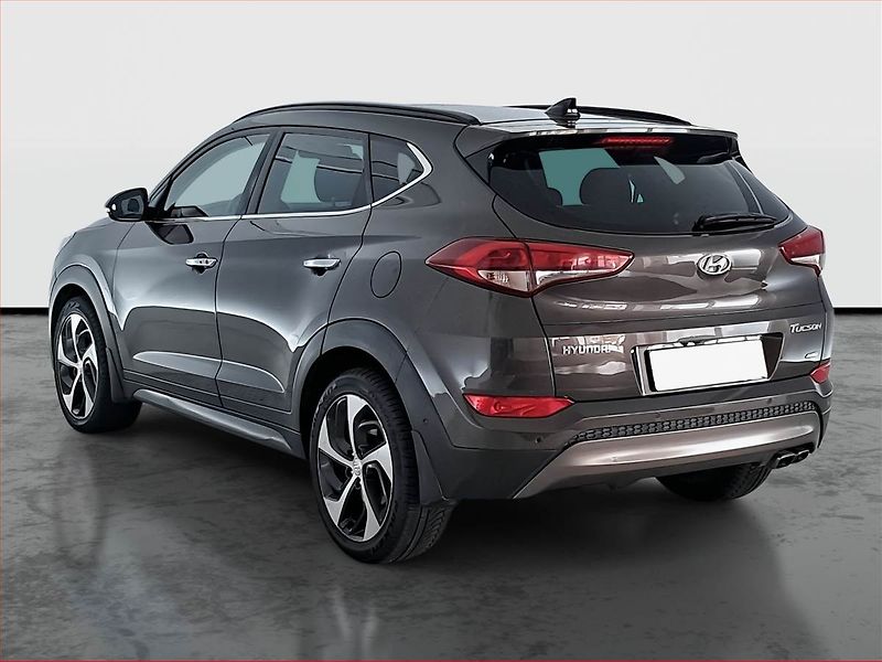 Hyundai Tucson (2015) 2.0 CRDi, 4X4, Automat, Kůže - fotka 4 z 31
