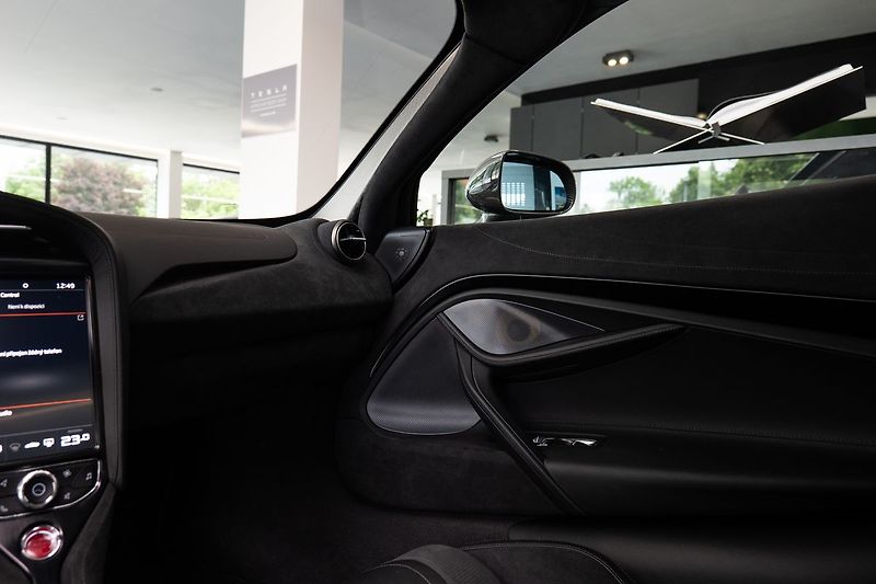 McLaren 720S - fotka 12 z 22