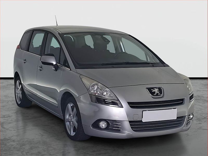 Peugeot 5008 (2010) 1.6 HDi, nová STK, Tažné - fotka 1 z 14