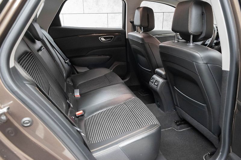 Renault Talisman 1.3 TCe AUTOMAT*KAMERA*MASÁŽ* - fotka 13 z 40