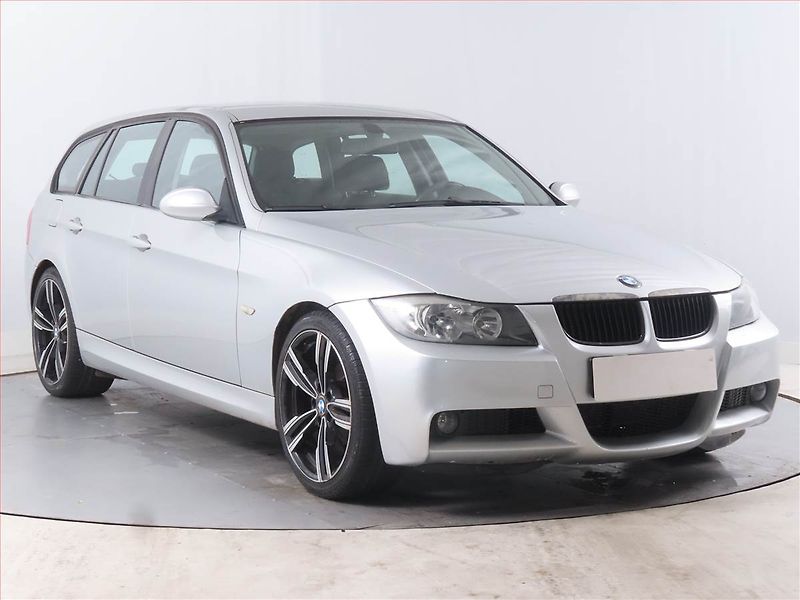 BMW Řada 3 (2007) 318 i, Serv.kniha - fotka 1 z 15