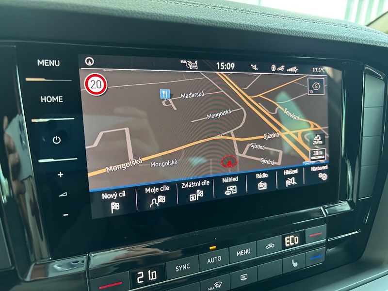 Volkswagen Touareg 3.0 TDI 170kW Tiptronic - fotka 12 z 17