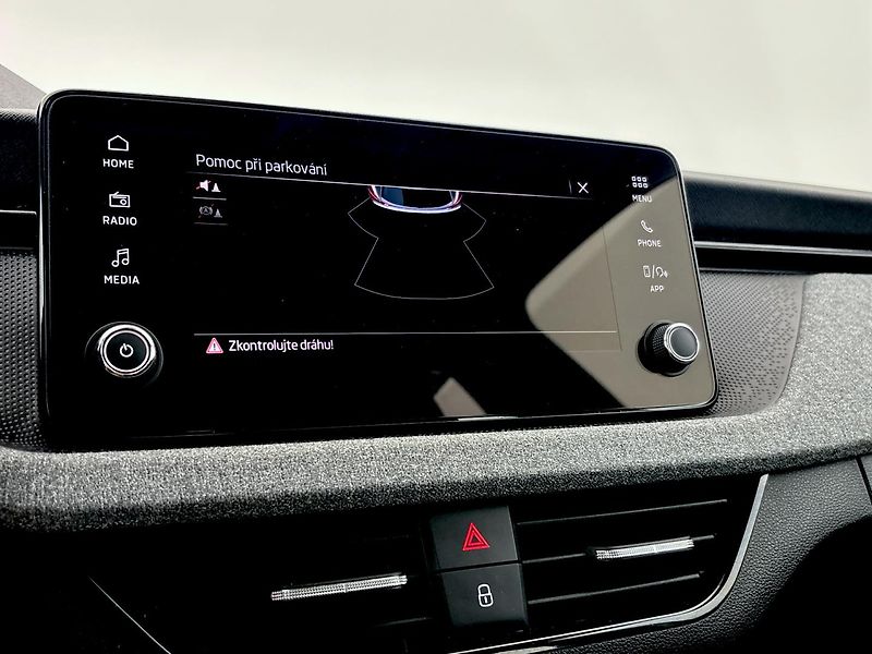 Škoda Kamiq Selection - fotka 23 z 28