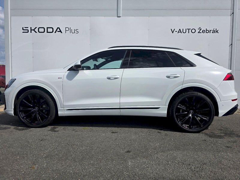 Audi Q8 (2025) SUV 50 TDI quattro - fotka 3 z 26