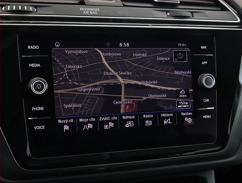 Volkswagen Touran (2018) 2.0 TDI, Automat, 7 míst - fotka 13 z 19