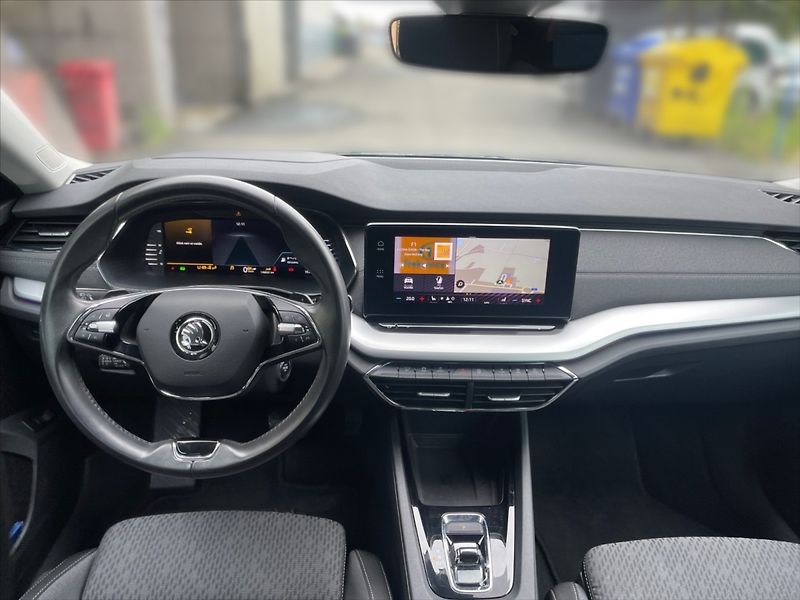 Škoda Octavia 2,0 TDI 110 Style DSG - fotka 9 z 11