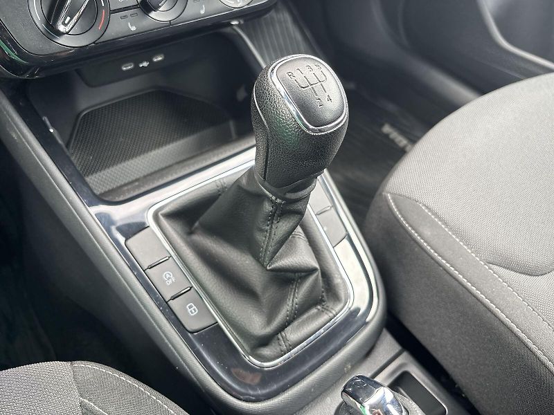 Škoda Fabia (2024) 1.0 TSI Selection - fotka 14 z 25