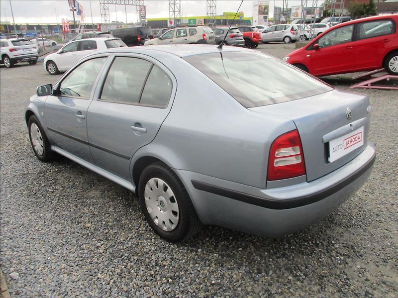 Škoda Octavia 1,6 i klima,serv.kniha,CZ - fotka 7 z 34