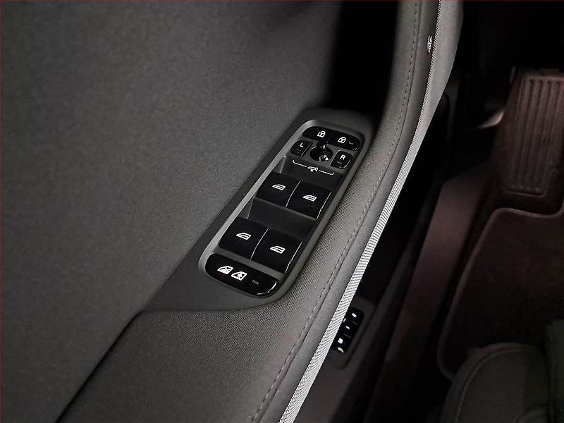 Polestar 2 (2020) Long Rng Dual Motor, SoH 92% - fotka 19 z 22