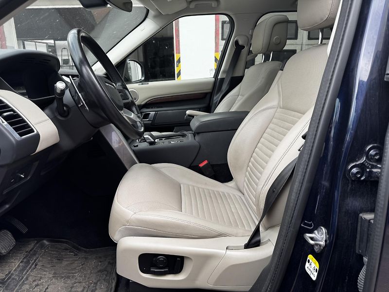 Land Rover Discovery - fotka 7 z 9