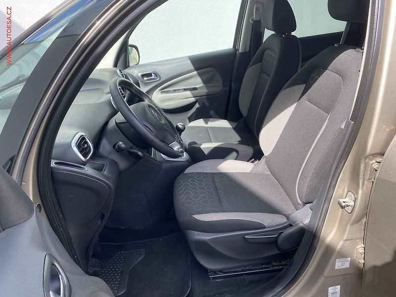 Citroën C3 Picasso (2010) 1.4i, AC, temp - fotka 9 z 14