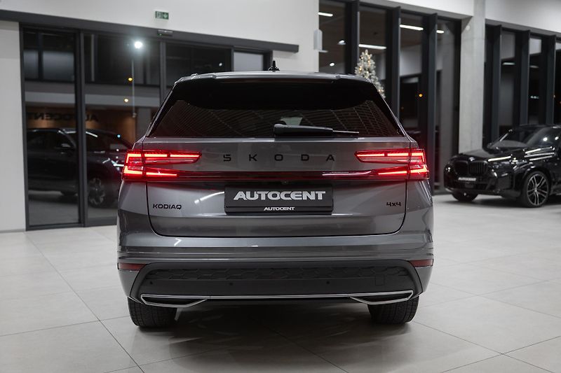 Škoda Kodiaq (2025) SPORTLINE 142 KW 4X4 1CZ - fotka 10 z 53
