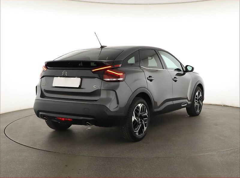 Citroën C4 (2023) 1.2 PureTech, Automat, Kůže - fotka 5 z 19