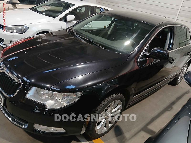 Škoda Superb (2008) 2.0 TDi - fotka 1 z 3