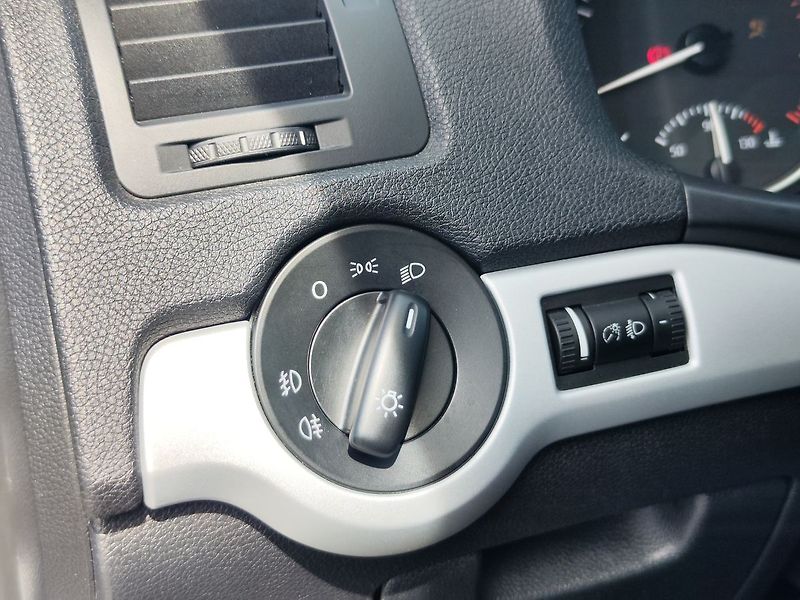 Škoda Octavia 1.4 TSi/90kW Ambition - fotka 21 z 23