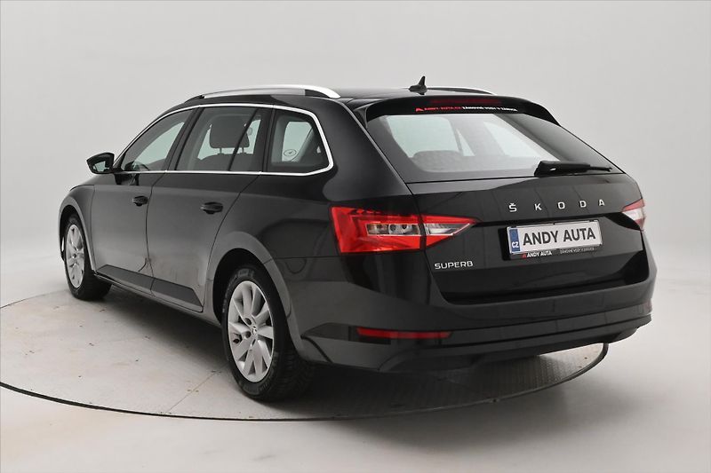 Škoda Superb 2,0 TDI 110 kW DSG Style Záruk - fotka 7 z 31