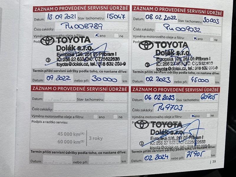 Toyota RAV4 2.5HSD, ČR-1, Black Ed., 4x4 - fotka 34 z 35