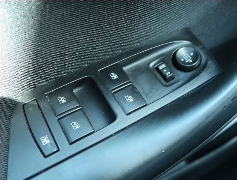 Opel Astra (2019) 1.6 CDTI, Navi, Tempomat - fotka 19 z 20