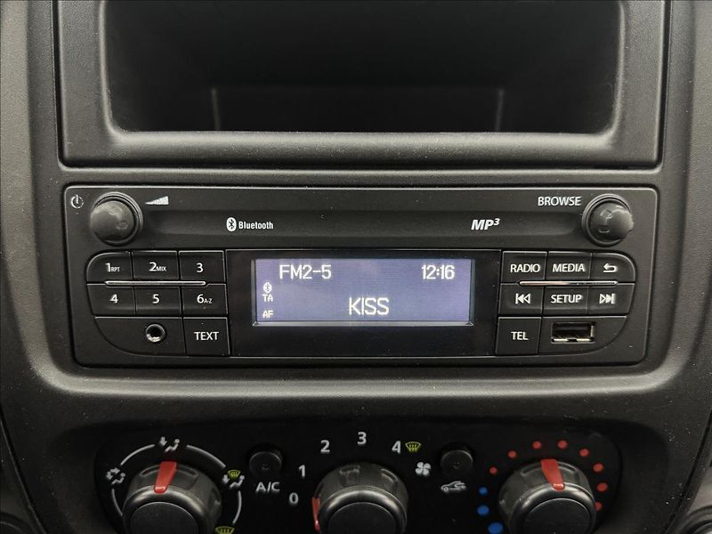 Opel Vivaro 1,6 89kW KLIMA DPH 1.MAJ CZ TZ - fotka 17 z 32