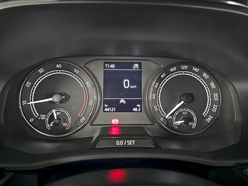 Škoda Fabia (2021) 1,0TSI 70 kW Ambition Plus - fotka 19 z 28