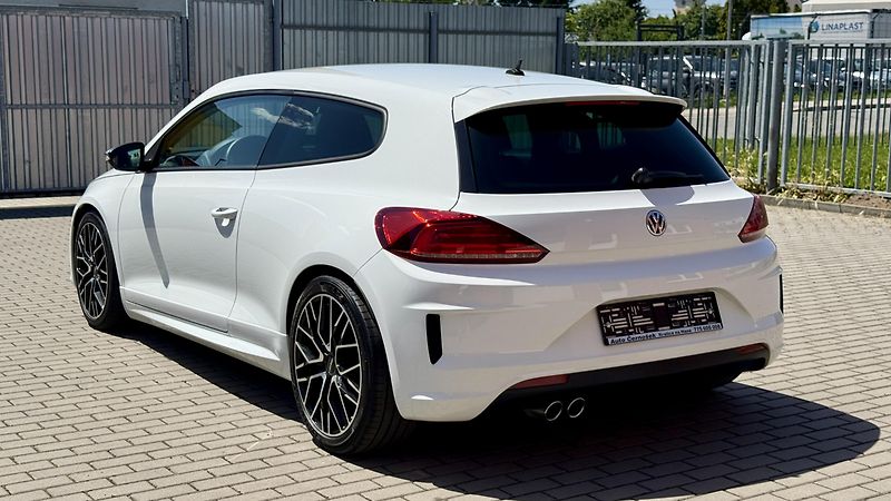 Volkswagen Scirocco 2.0TDi*110kW*DSG*R-LINE*LED* - fotka 3 z 23