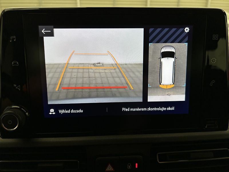 Opel Combo 1.2 Turbo Life L2H1 - fotka 19 z 32