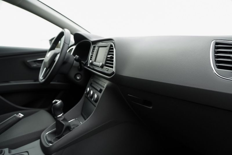 Seat Leon 1.4 TSI STYLE nové rozvody - fotka 16 z 33