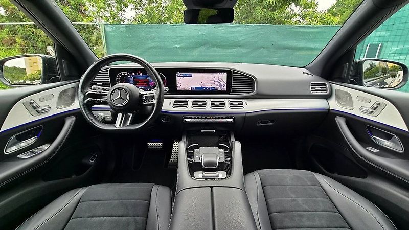 Mercedes-Benz GLE 450d 4Matic/AMG/21/ČR - fotka 18 z 25